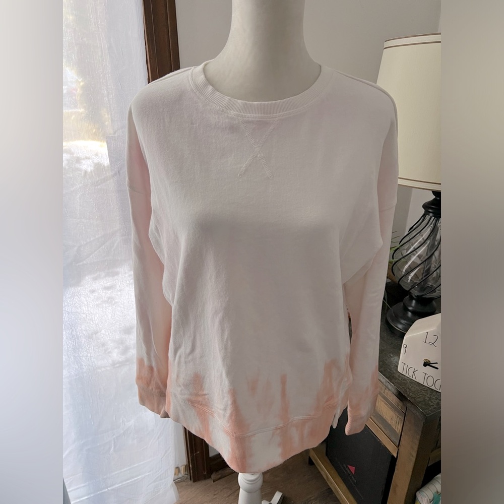 Vineyard Vines tie dye terry sweatshirt